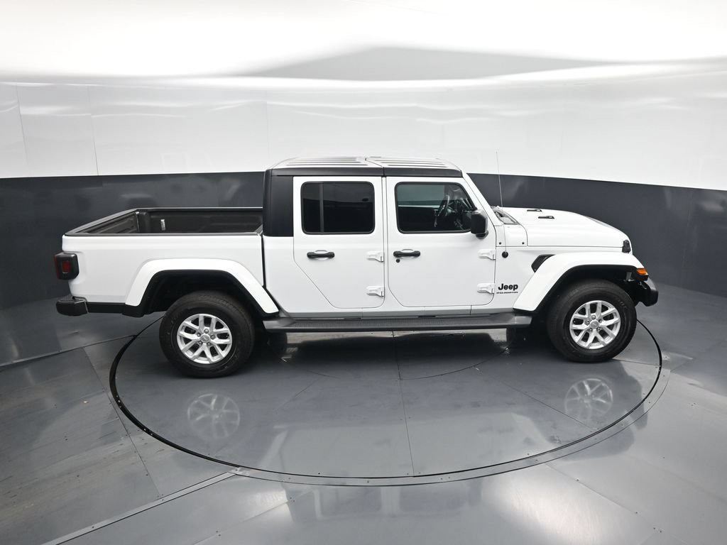 Used 2023 Jeep Gladiator Sport AWD/4WD image 33