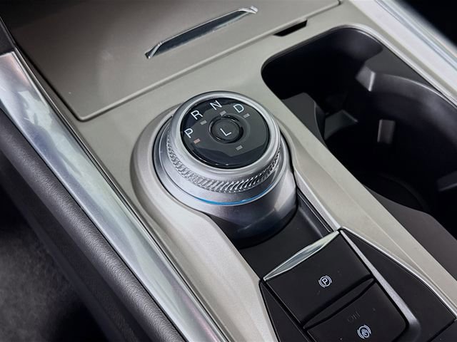 Certified 2022 Ford Explorer XLT w/ Equipment Group 202A image 16