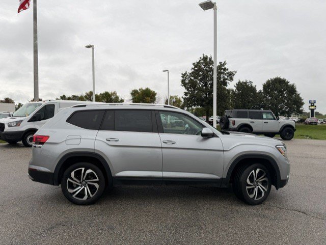 Used 2023 Volkswagen Atlas SEL AWD/4WD image 10