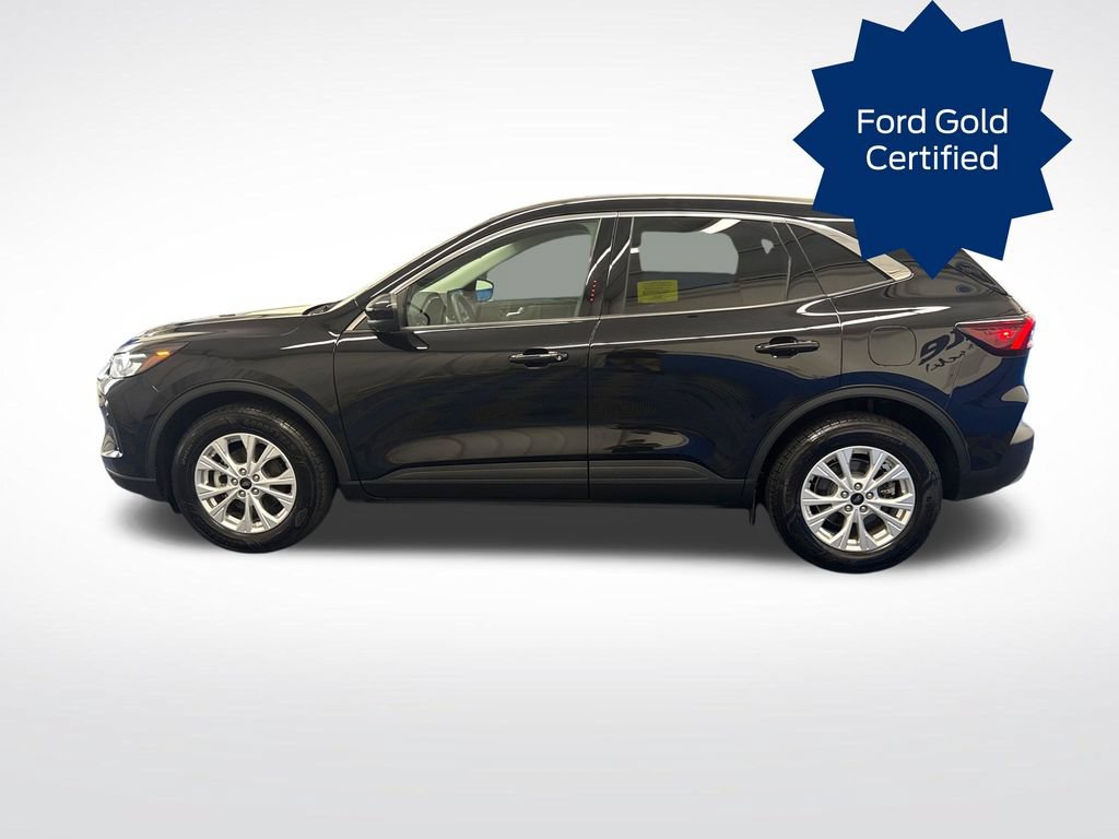 Certified 2023 Ford Escape Active w/ Tech Pack #2 AWD/4WD image 2