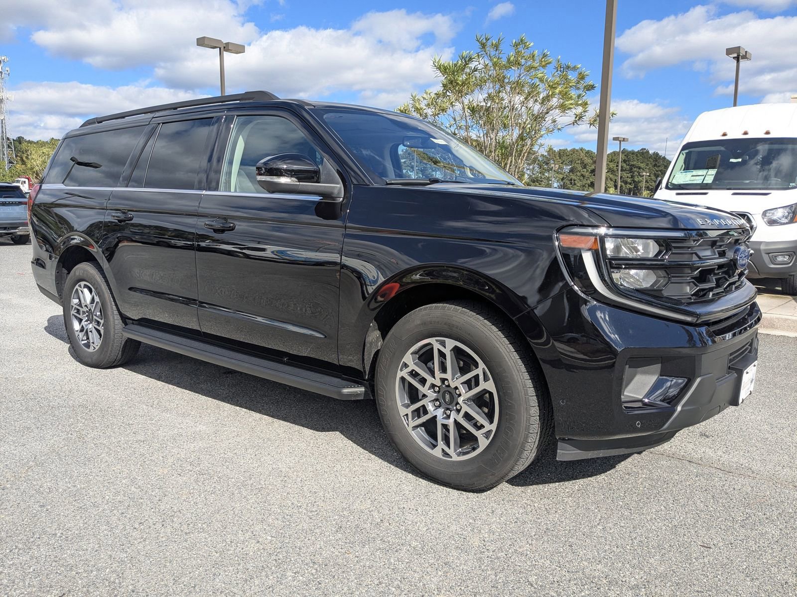 Certified 2025 Ford Expedition Max Active image 8