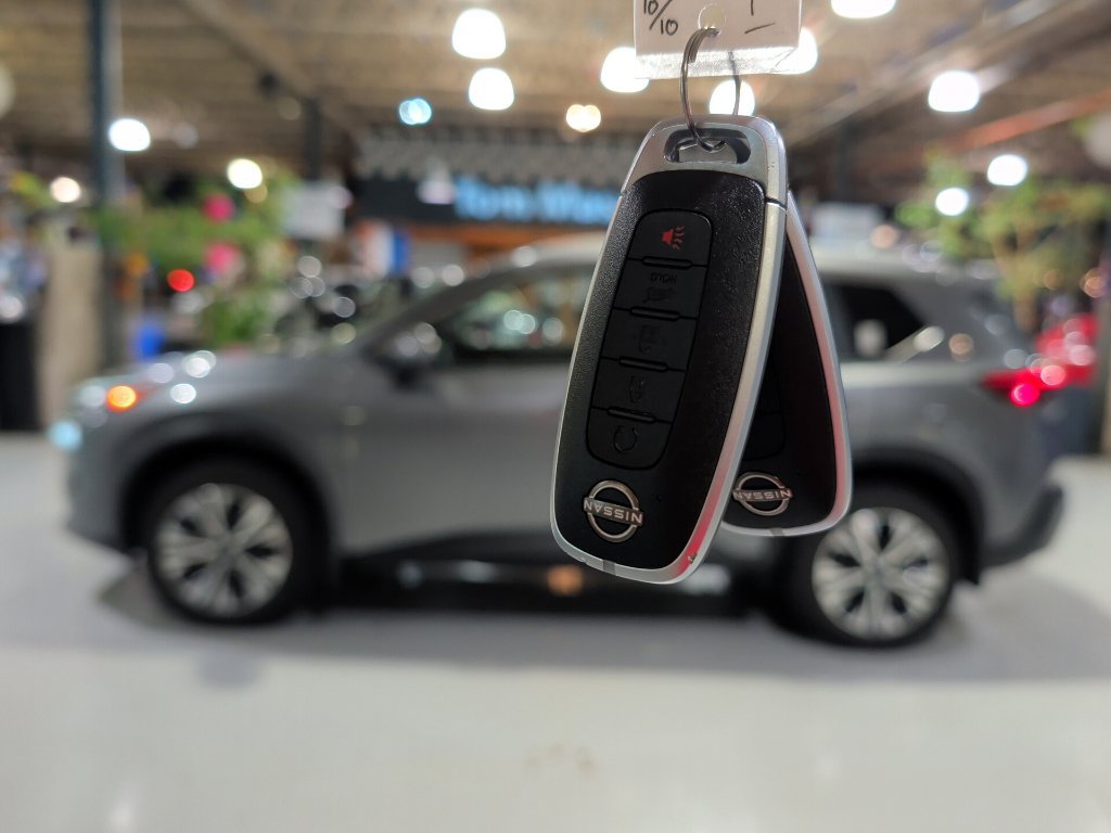 Used 2023 Nissan Rogue SV w/ SV Premium B Package AWD/4WD image 4