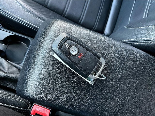 Certified 2018 Ford EcoSport Titanium AWD/4WD image 35