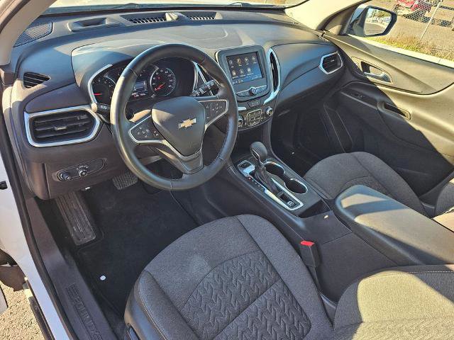 Used 2024 Chevrolet Equinox LT image 2