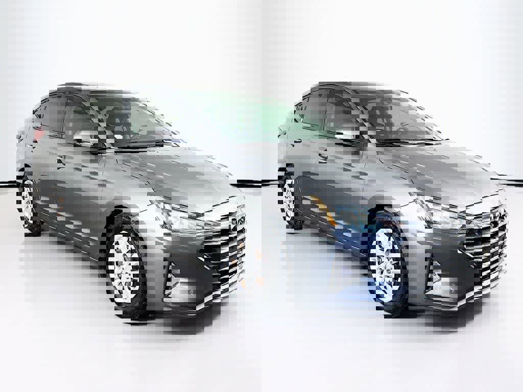 Used 2020 Hyundai Elantra SE w/ Cargo Package (C1) image 7