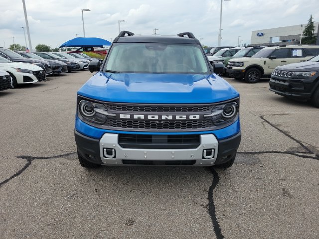 Certified 2025 Ford Bronco Sport Badlands AWD/4WD image 8
