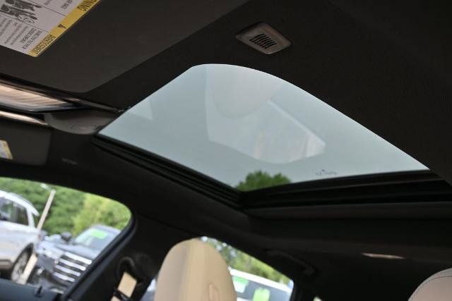 Used 2022 BMW i4 eDrive40 w/ Premium Package RWD image 18