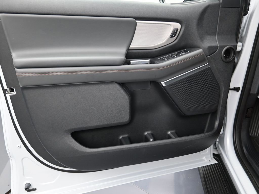 Certified 2025 Ford Expedition Max Active image 26