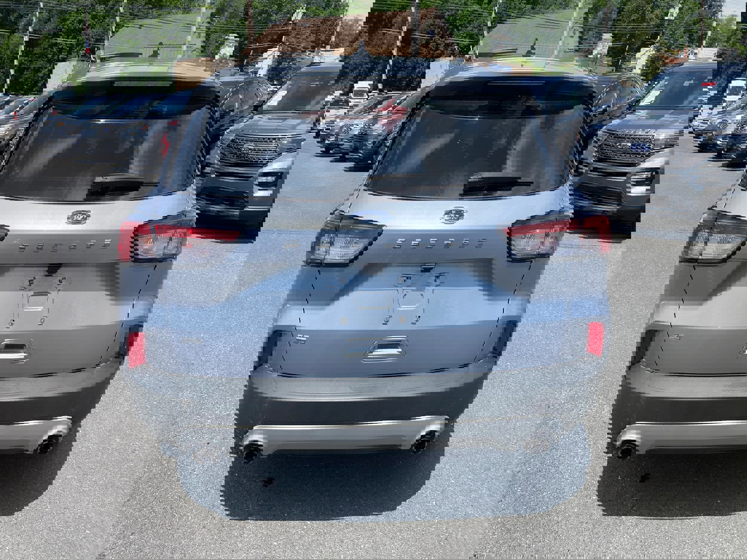 Certified 2022 Ford Escape SE image 4