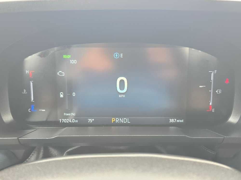 Certified 2025 Ford Maverick XLT w/ XLT Luxury Package FWD image 21