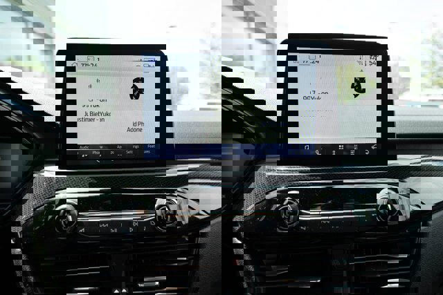 Certified 2023 Ford Escape ST-Line Select image 18