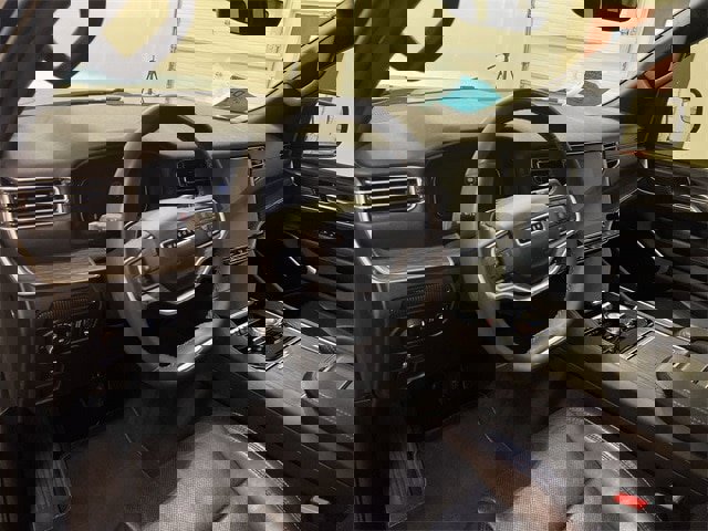 Used 2023 Jeep Wagoneer Series III w/ Preferred Equipment Group image 12