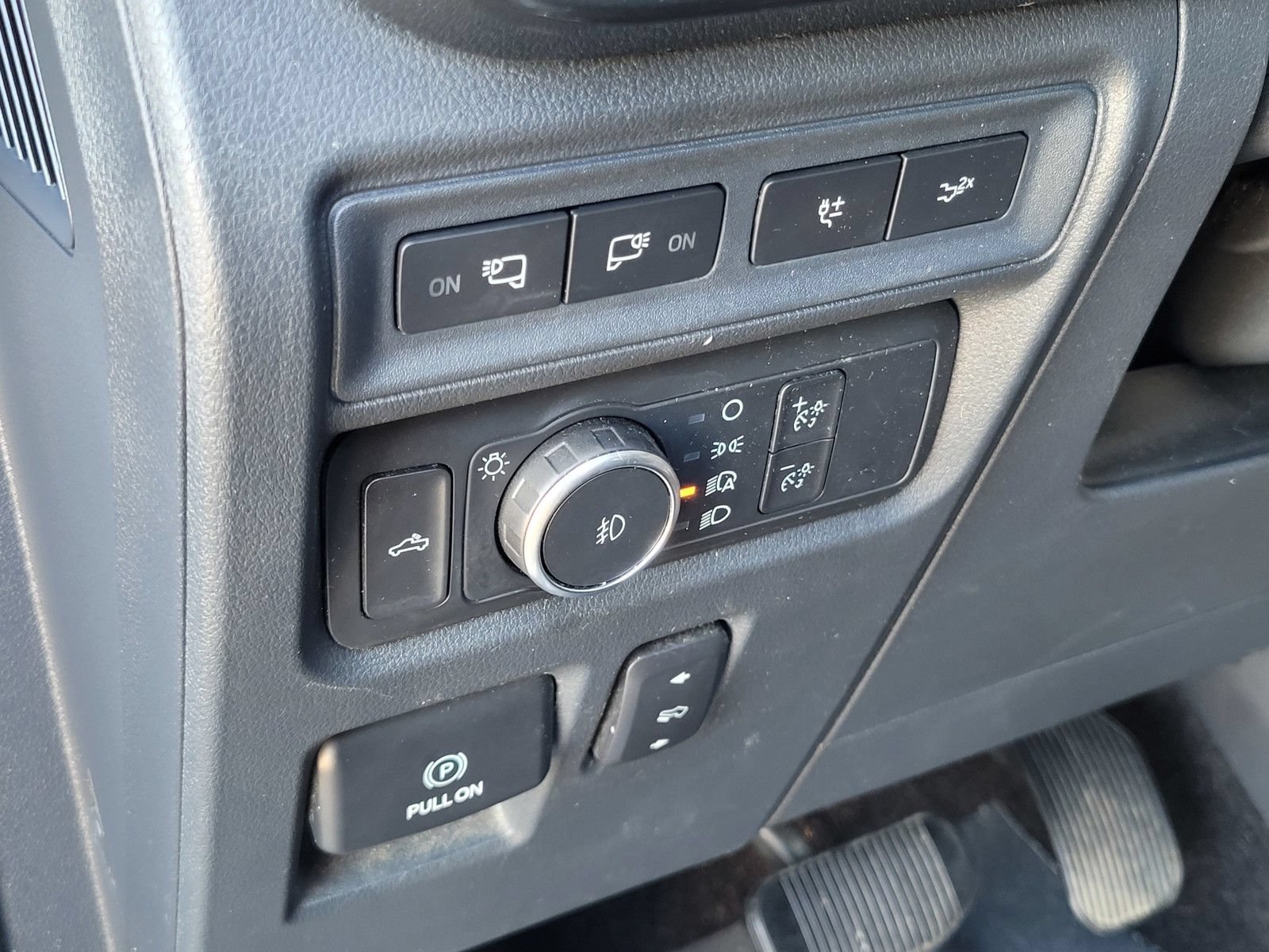 Certified 2022 Ford F150 XLT w/ Equipment Group 302A High AWD/4WD image 18