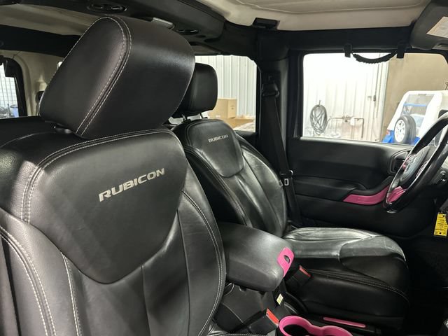 Used 2017 Jeep Wrangler Unlimited Rubicon w/ Connectivity Group AWD/4WD image 32