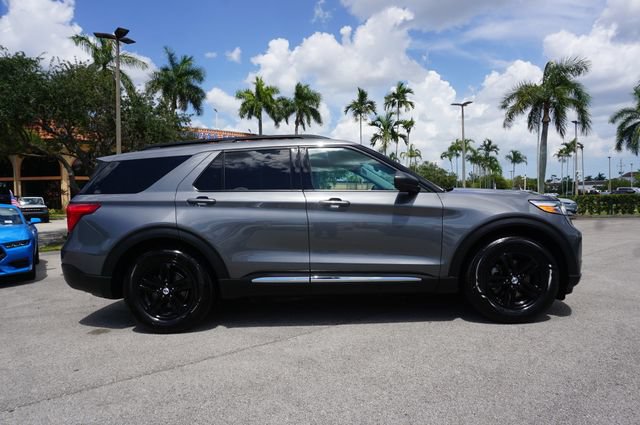 Certified 2023 Ford Explorer XLT RWD image 19