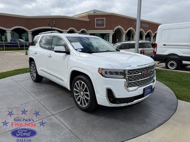 Used 2023 GMC Acadia Denali image 4