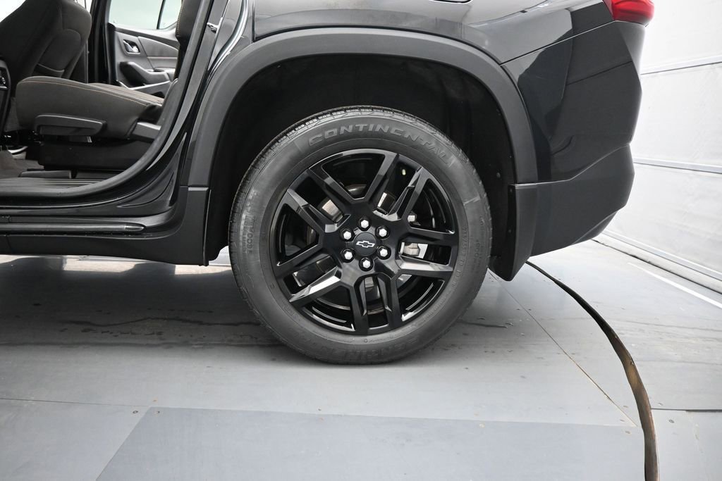 Used 2020 Chevrolet Traverse LS FWD image 18