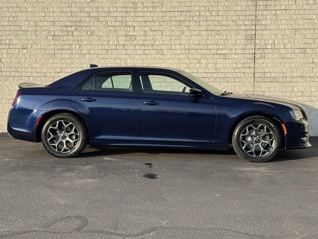 Used 2017 Chrysler 300 S w/ 300S Premium Group image 5