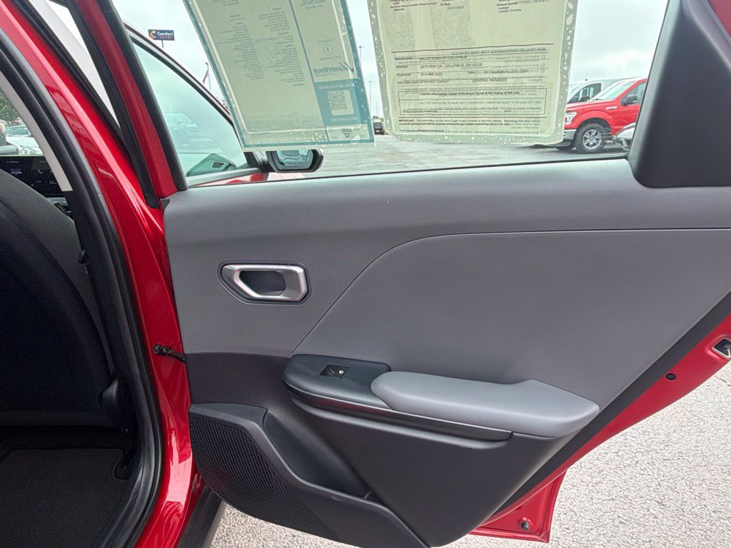 Used 2025 Kia K4 FWD image 49