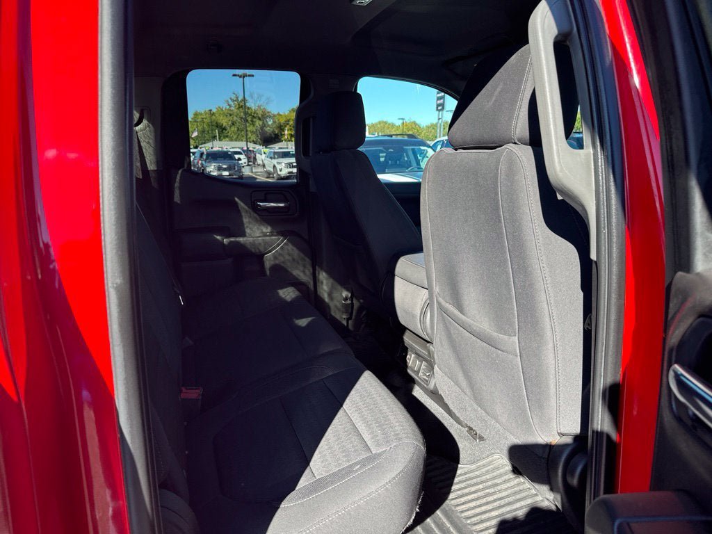 Used 2020 Chevrolet Silverado 1500 LT w/ All-Star Edition AWD/4WD image 10