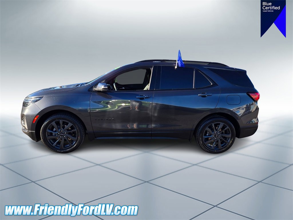 Used 2022 Chevrolet Equinox RS w/ Infotainment Package image 2