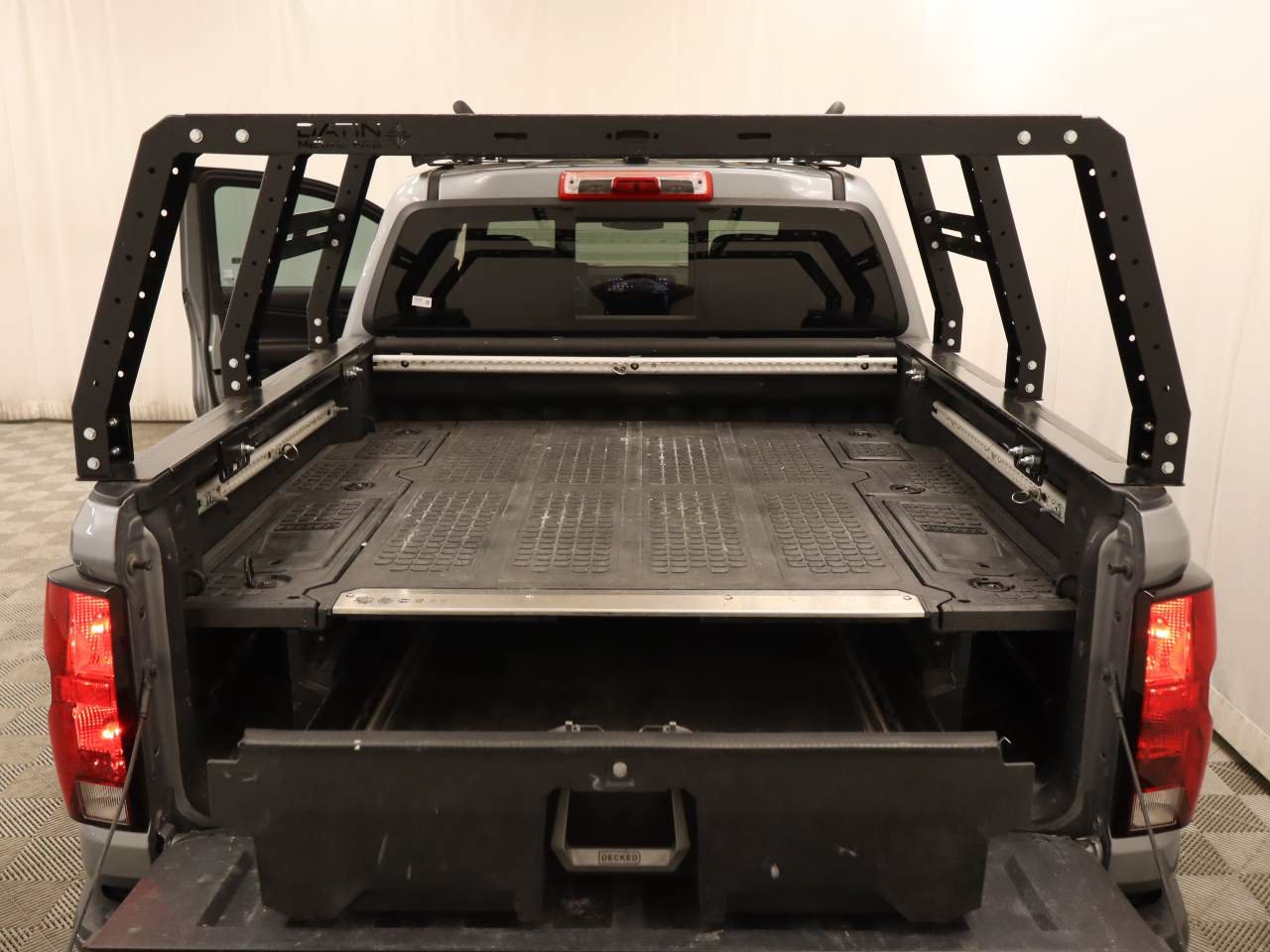 Used 2025 Chevrolet Colorado Trail Boss w/ LPO, Hood Decal Package AWD/4WD image 20