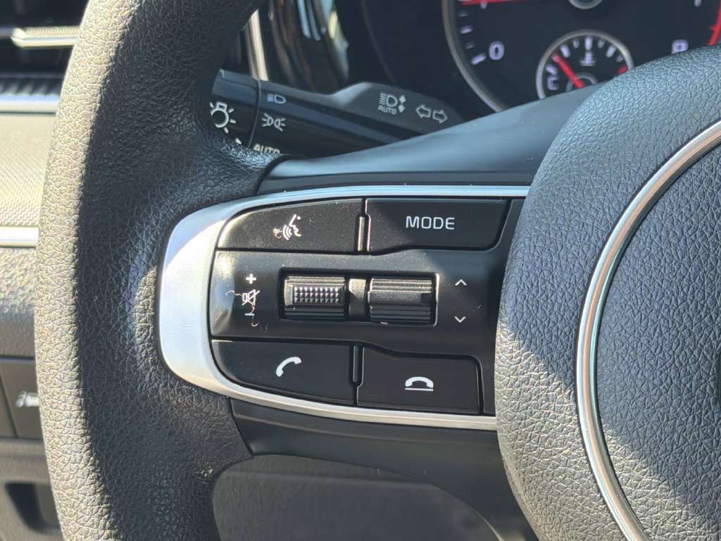 Used 2022 Kia K5 LXS FWD image 10