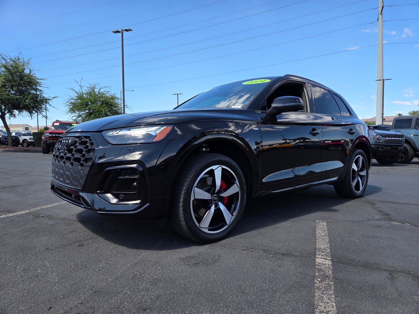 Used 2024 Audi Q5 2.0T Prestige w/ Prestige Package AWD/4WD image 2