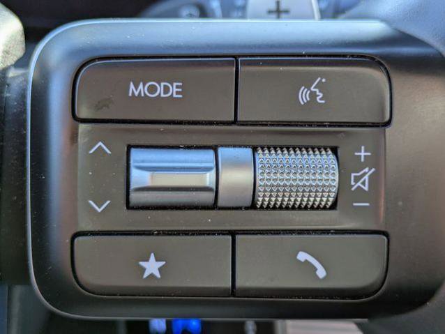 Used 2024 Hyundai Santa Fe SEL FWD image 25