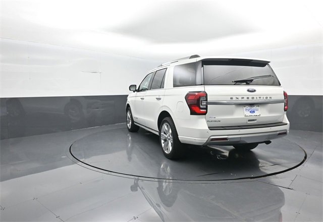 Certified 2024 Ford Expedition Platinum image 5