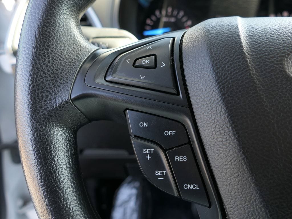 Certified 2020 Ford Edge SE FWD image 17