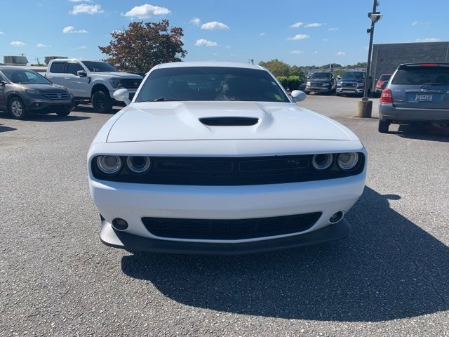 Used 2022 Dodge Challenger R/T w/ Plus Package image 8