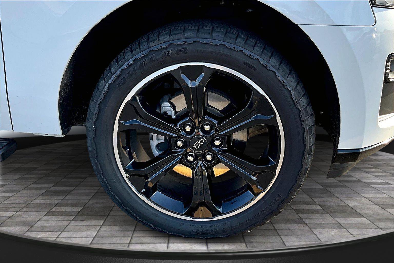 Certified 2022 Ford Expedition Max Limited image 26