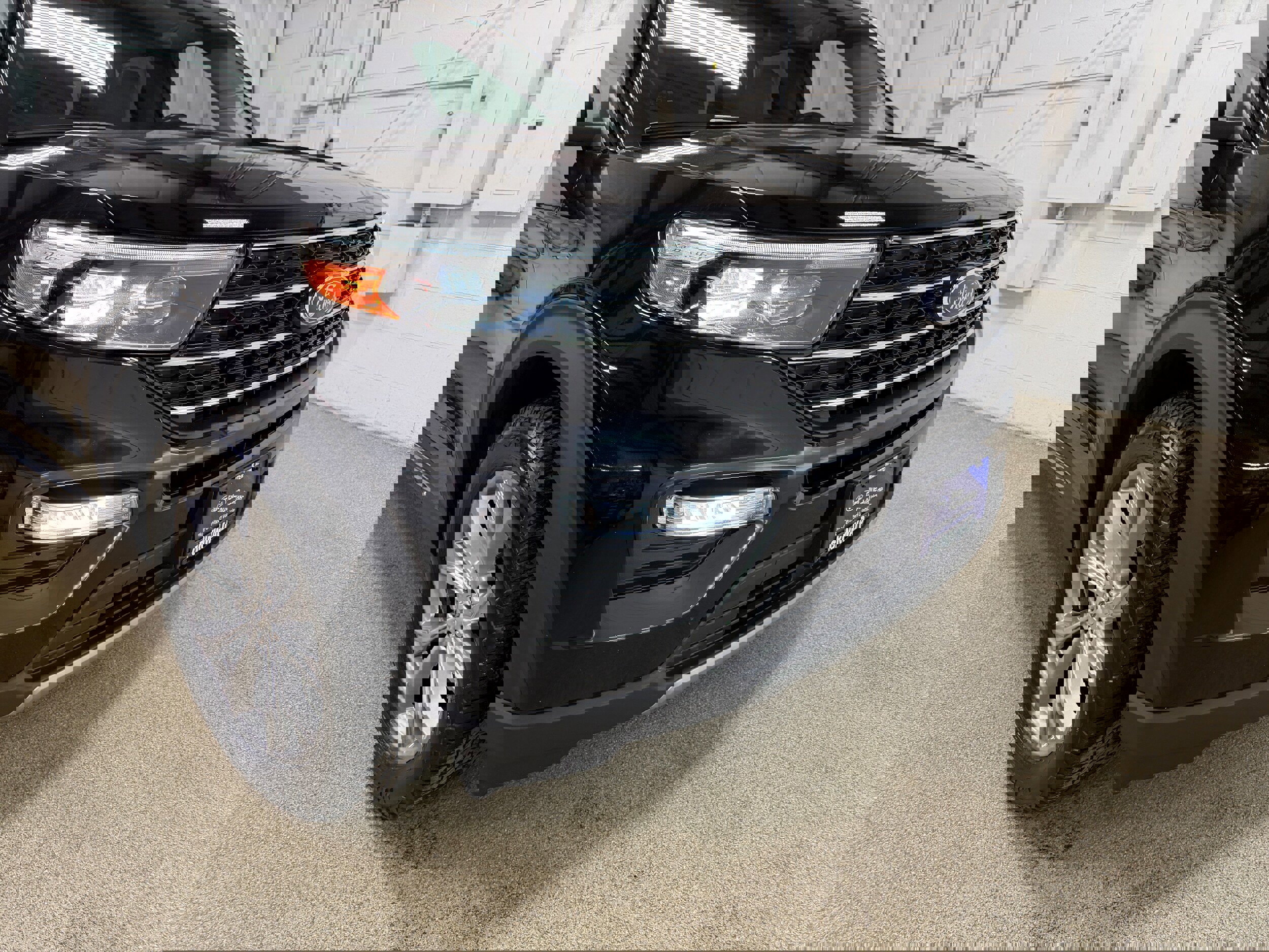 Certified 2020 Ford Explorer XLT w/ Equipment Group 202A image 2