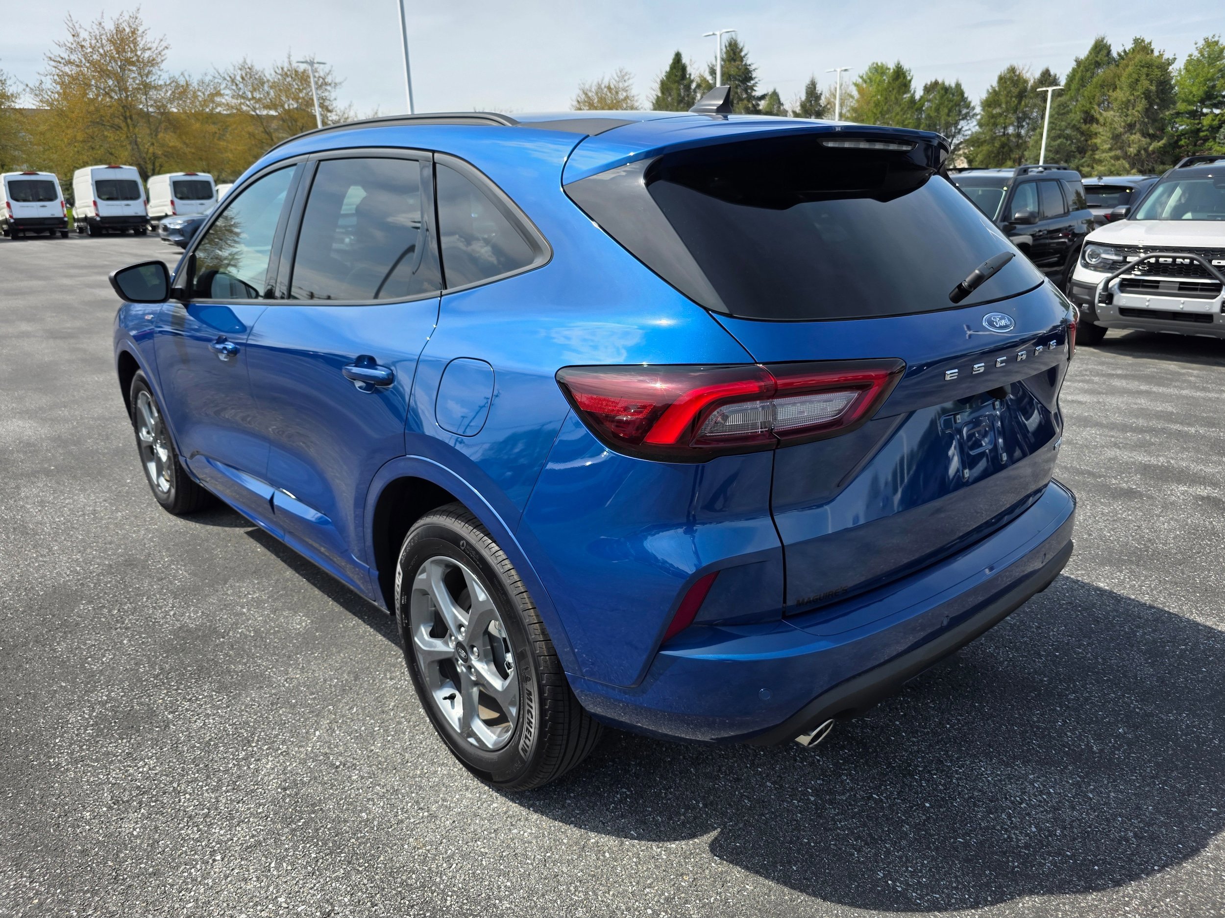 Certified 2023 Ford Escape ST-Line w/ Tech Pack #1 AWD/4WD image 5