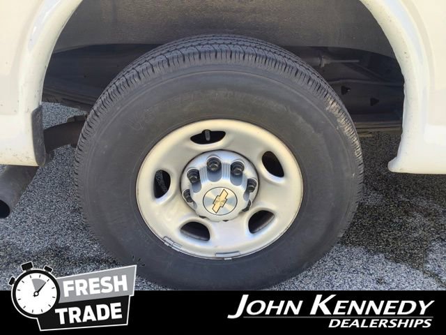 Used 2021 Chevrolet Express 2500 w/ Driver Convenience Package RWD image 21