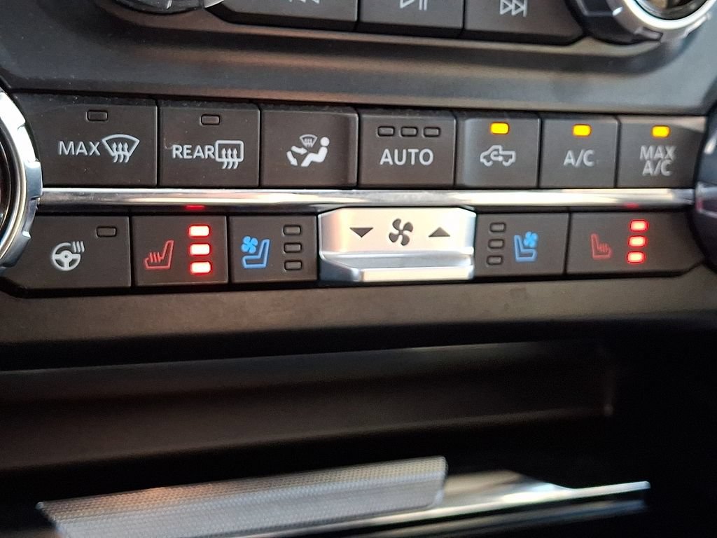 Certified 2024 Ford F450 Lariat w/ FX4 Off-Road Package AWD/4WD image 27