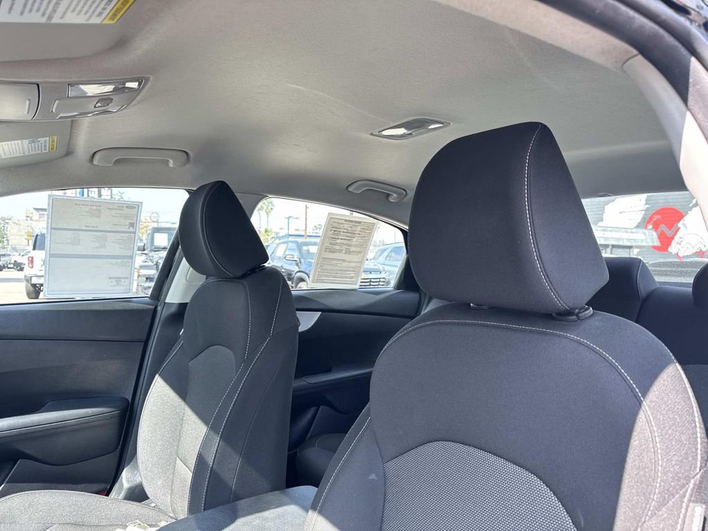 Used 2024 Kia Forte LXS image 17