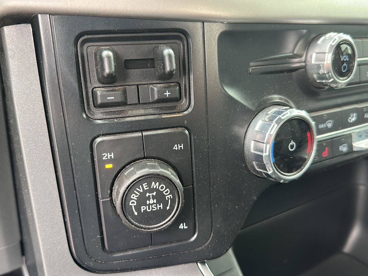 Certified 2022 Ford F150 XLT w/ Equipment Group 302A High image 74