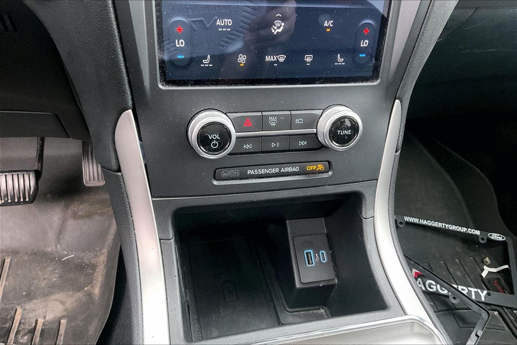 Certified 2022 Ford Edge SEL w/ Convenience Package AWD/4WD image 35