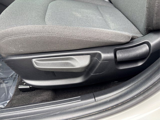 Used 2025 Kia K4 FWD image 17