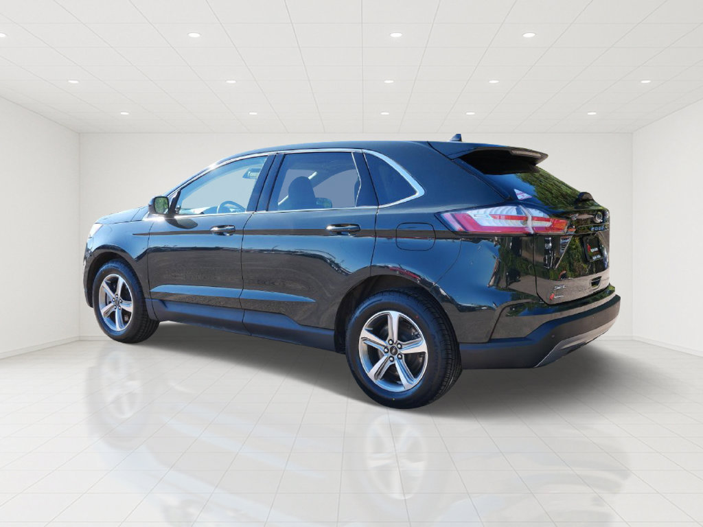 Certified 2023 Ford Edge SEL w/ Convenience Package AWD/4WD image 4