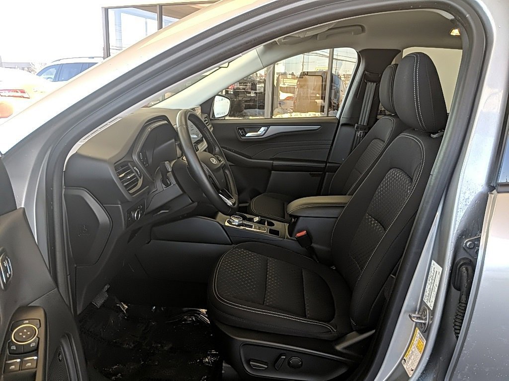 Certified 2023 Ford Escape Active w/ Tech Pack #2 image 12