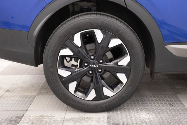 Used 2023 Kia Sportage X-Line w/ X-Line Premium Package AWD/4WD image 16