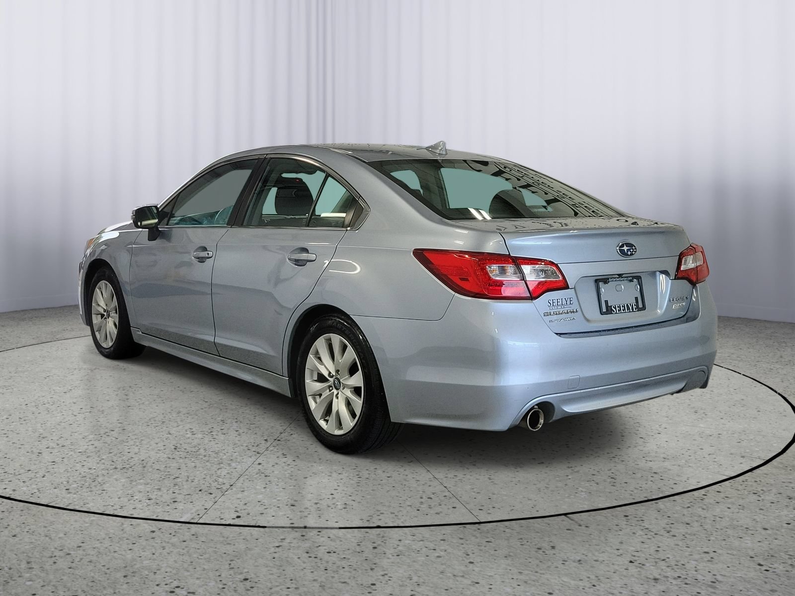 Used 2017 Subaru Legacy 2.5i Premium AWD/4WD image 3