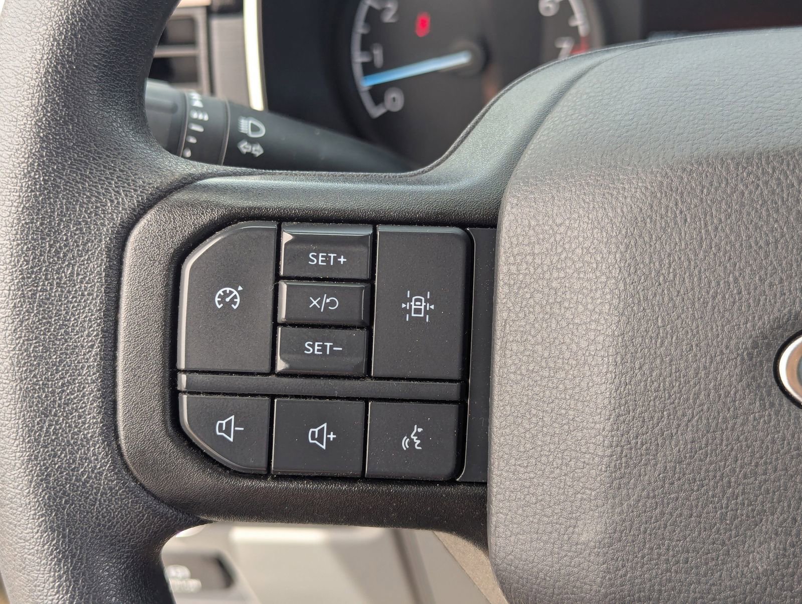 Certified 2023 Ford F150 XLT image 29