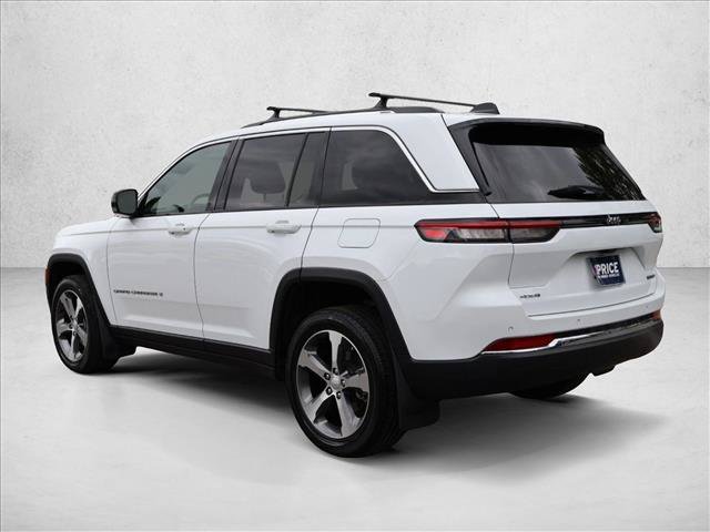 Used 2023 Jeep Grand Cherokee Limited AWD/4WD image 9