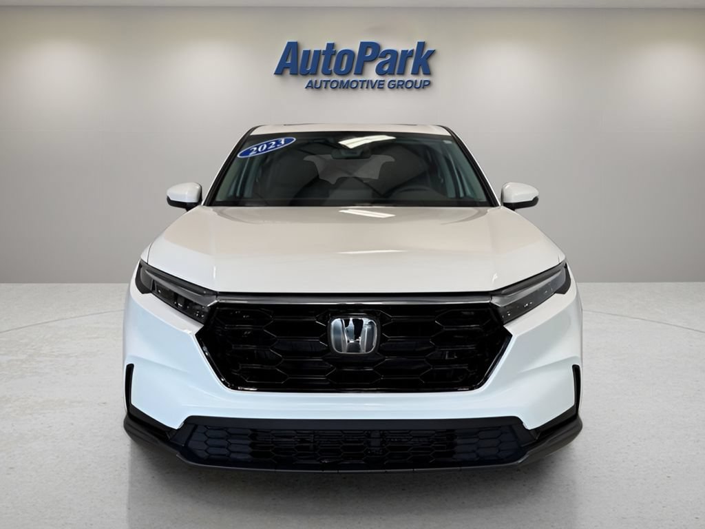 Used 2023 Honda CR-V EX image 2