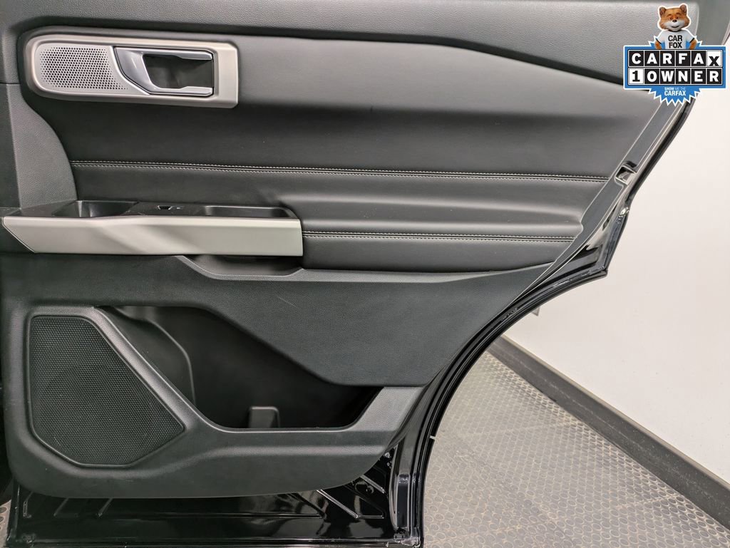 Certified 2023 Ford Explorer Limited w/ Limited Technology Package AWD/4WD image 27