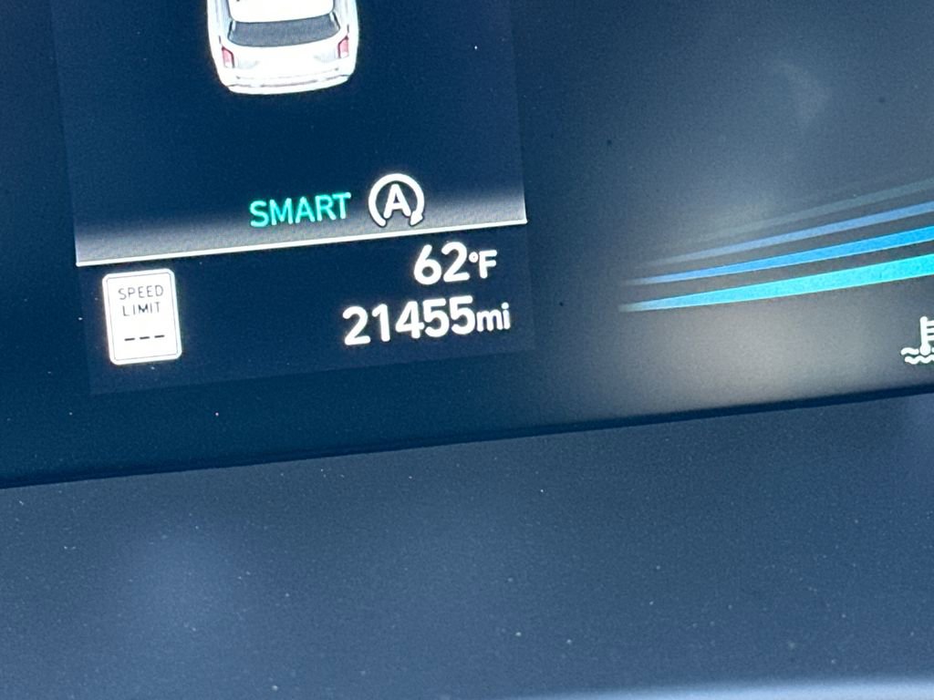 Used 2025 Hyundai Palisade SE image 27